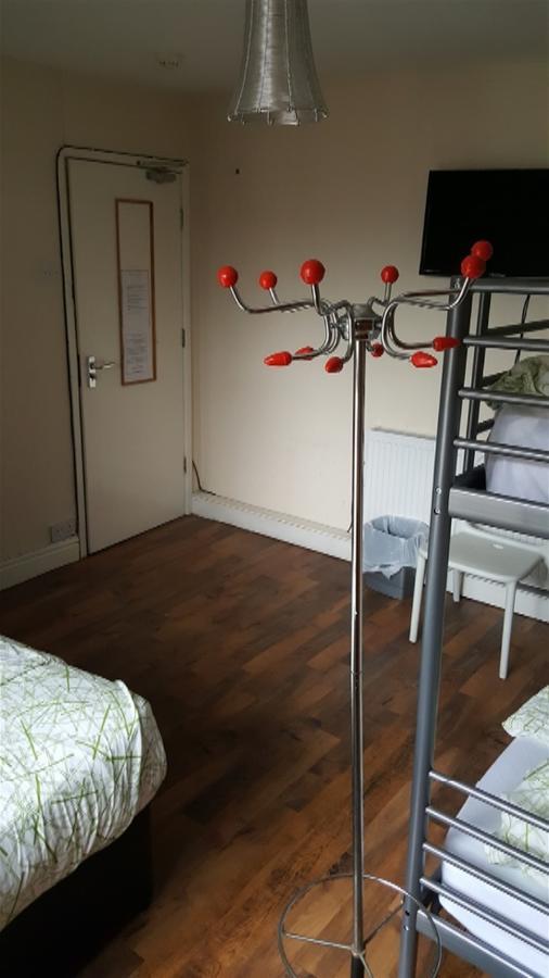 Anfield Road Euro Hostel Ливерпуль Номер фото